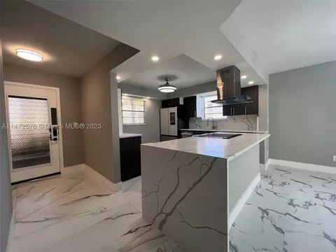 4940 E Sabal Palm Blvd #101, Tamarac, FL 33319