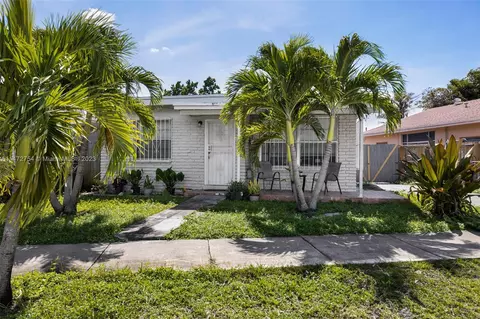 3040 SW 12th St, Miami, FL 33135