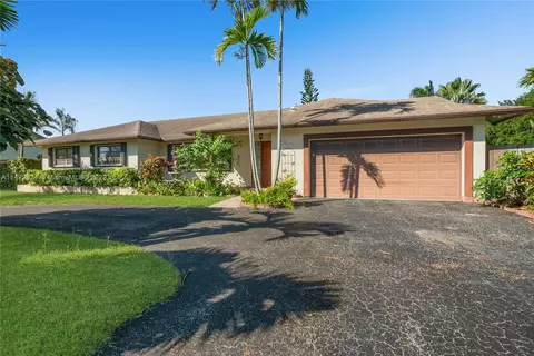 28240 SW 163rd Ave, Homestead, FL 33033