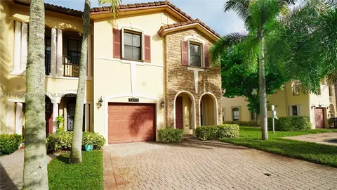 3255 NW 102nd Pl #0, Doral, FL 33172