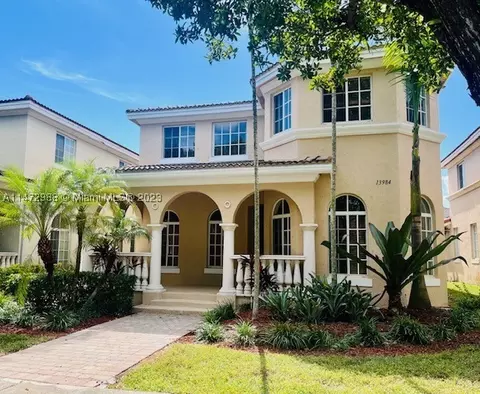 13984 SW 274th Ter, Homestead, FL 33032
