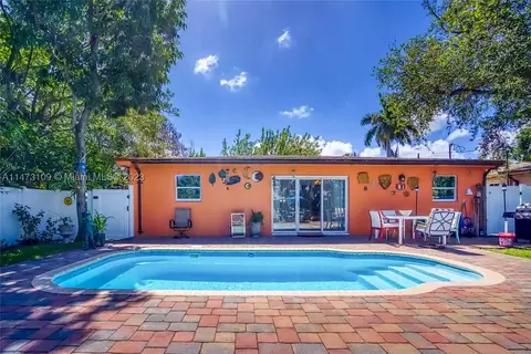 628 SW 9th St, Hallandale Beach, FL 33009
