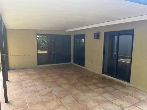 Undisclosed, Hialeah, FL 33015 photo 12