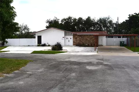 10190 SW 203rd Ter, Cutler Bay, FL 33189