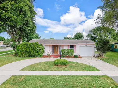 6951 SW 10th Ct, North Lauderdale, FL 33068
