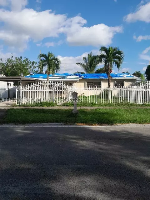 945 Curtiss Dr, Opa Locka, FL 33054