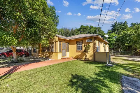 8257 NE 2nd Ct, Miami, FL 33138