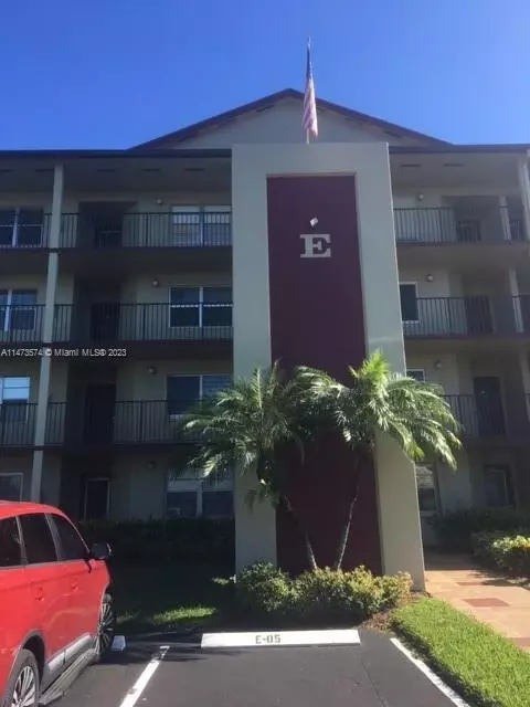 901 SW 128th Ave #203E, Pembroke Pines, FL 33027