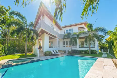 283 Harbor Ct, Key Biscayne, FL 33149 photo 3