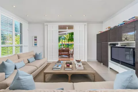283 Harbor Ct, Key Biscayne, FL 33149 photo 9