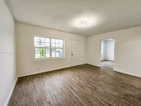 841 E 16th Pl, Hialeah, FL 33010 photo 4