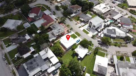 841 E 16th Pl, Hialeah, FL 33010 photo 20
