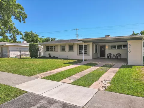 9460 Martinique Dr, Cutler Bay, FL 33189