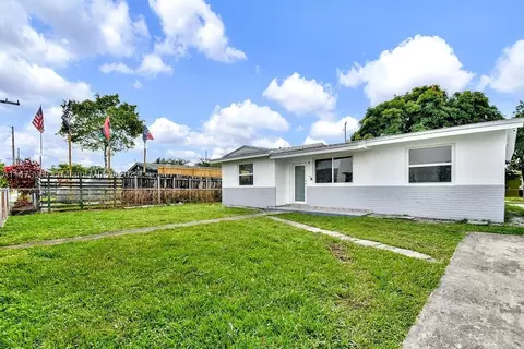 3050 NW 71st St, Miami, FL 33147