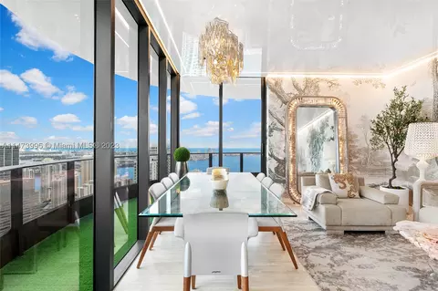 1000 Brickell Plz #PH6008, Miami, FL 33131