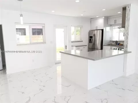 7322 Gary Ave, Miami Beach, FL 33141