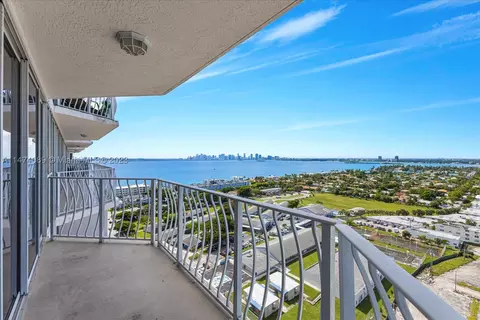 7601 E Treasure Dr #2311, North Bay Village, FL 33141