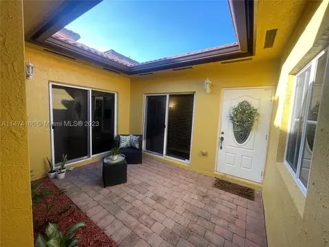 11431 SW 228th Ter, Miami, FL 33170