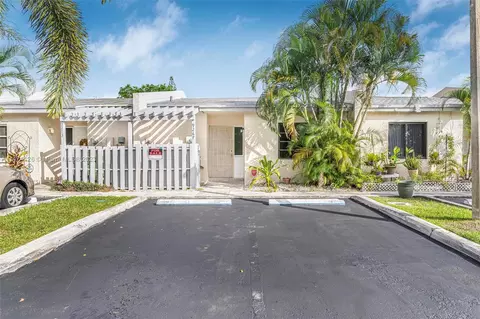 9267 NW 17th Ct #9267, Pembroke Pines, FL 33024