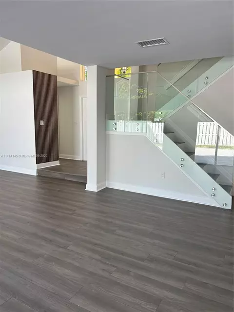 Undisclosed, Miami, FL 33186