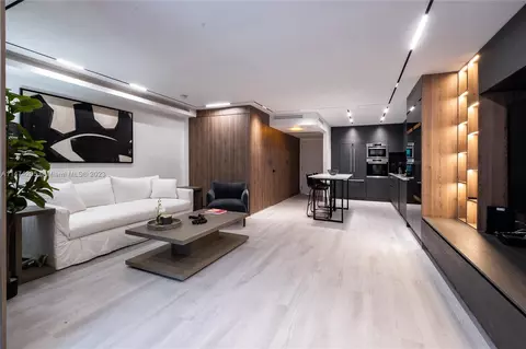 2301 Collins Ave #432, Miami Beach, FL 33139
