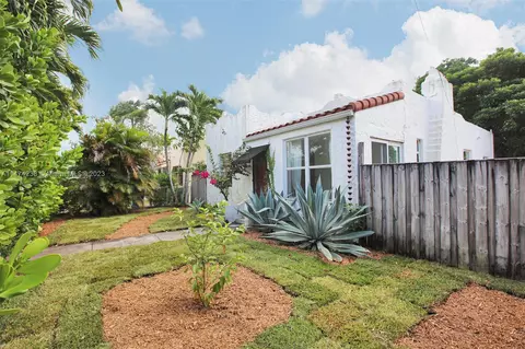 2968 SW 15th St, Miami, FL 33145