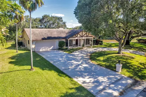 400 NW 131st Ave, Plantation, FL 33325