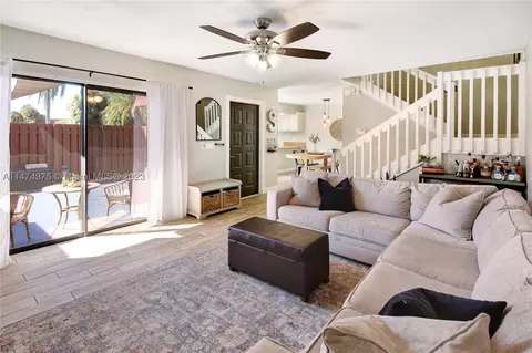 11901 SW 12th Ct #11901, Davie, FL 33325