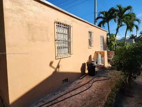 816 Codadad St, Opa Locka, FL 33054 photo 13
