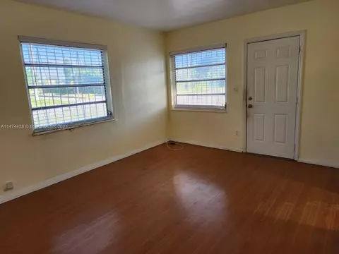 816 Codadad St, Opa Locka, FL 33054 photo 16
