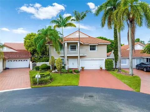 4748 NW 103rd Ct, Doral, FL 33178