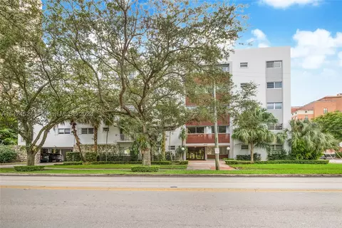 650 Coral Way #405, Coral Gables, FL 33134