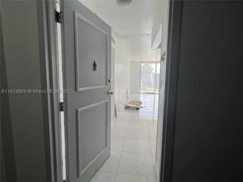 1465 NE 123rd St #208, North Miami, FL 33161