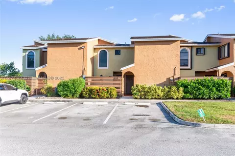 8119 NW 71st Ct #8119, Tamarac, FL 33321