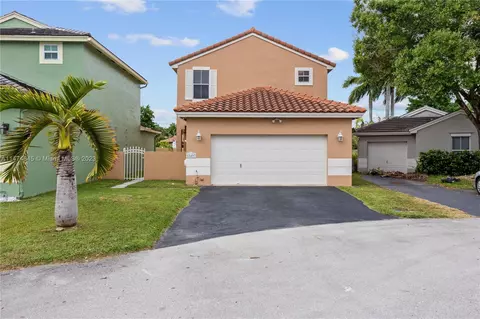 18497 NW 22nd St, Pembroke Pines, FL 33029