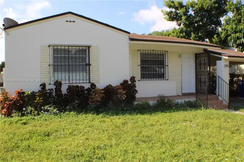 290 NW 48th St, Miami, FL 33127