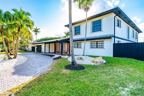 1121 SW 75th Ave, Plantation, FL 33317
