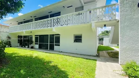 540 S Luna Ct #6, Hollywood, FL 33021