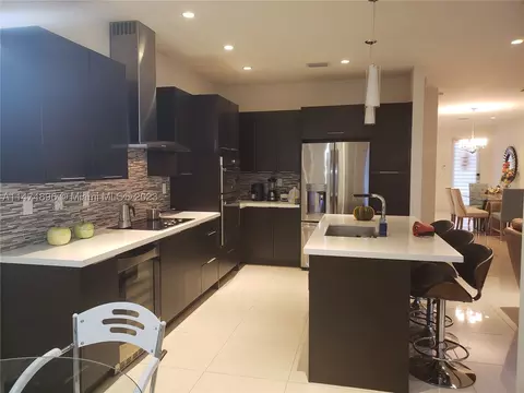 6307 NW 104th Path #6307, Doral, FL 33178