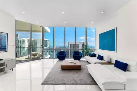 851 NE 1st Ave #PH5105, Miami, FL 33132