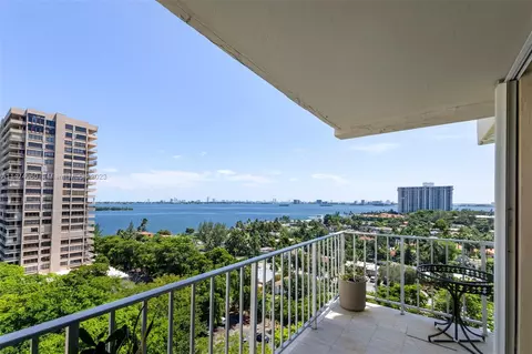 11111 Biscayne Blvd #12B, Miami, FL 33181