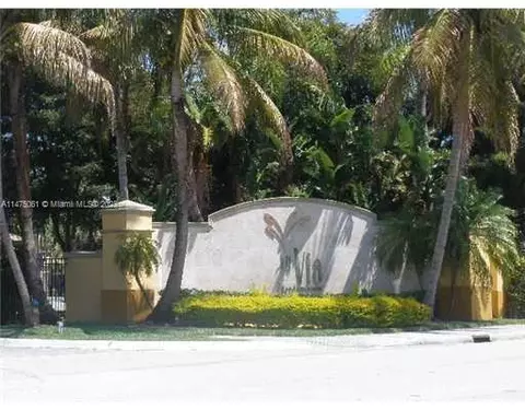9645 NW 1st Ct #1-201, Pembroke Pines, FL 33024
