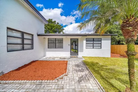 2951 SW 17th Pl, Fort Lauderdale, FL 33312