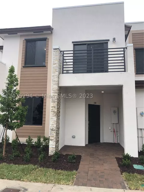 374 NE 214 St, Miami, FL 33179