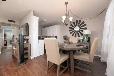 2085 Exeter E #2085, Boca Raton, FL 33434 photo 7