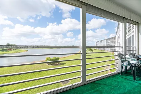 2085 Exeter E #2085, Boca Raton, FL 33434 photo 1