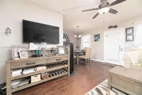 2085 Exeter E #2085, Boca Raton, FL 33434 photo 5