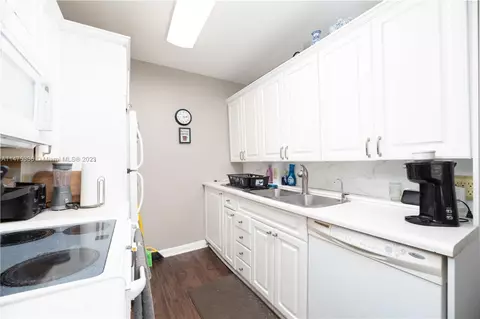 2085 Exeter E #2085, Boca Raton, FL 33434 photo 9