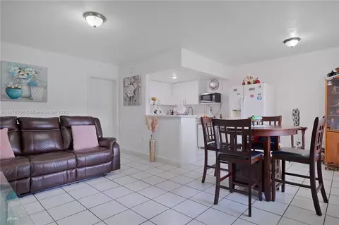 1330 W 54th St #222C, Hialeah, FL 33012