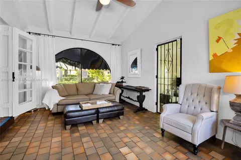 917 Majorca Ave, Coral Gables, FL 33134 photo 15